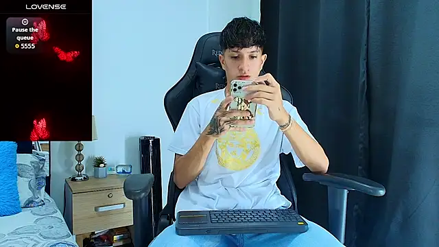  CamiloBass online show from 06-14-26, 01:25