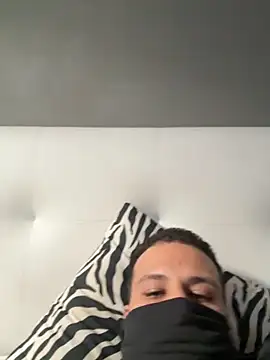 yayaya55598 online show from 10-12-25, 01:43