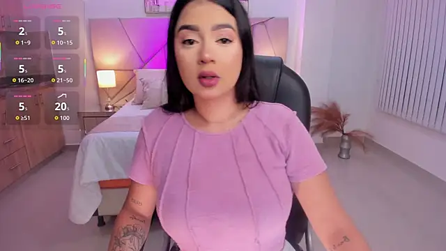 amelie jhons online show from 07-22-26, 12:24