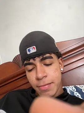 JoanG10 online show from 12-05-25, 04:58