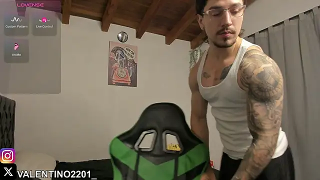 Valentino Xander online show from 10-06-25, 04:54