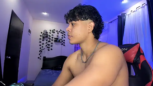 Snapshot of johan_beley_ chatting on 02-01-26, 03:21 johan beley online show from 02-01-26, 03:21