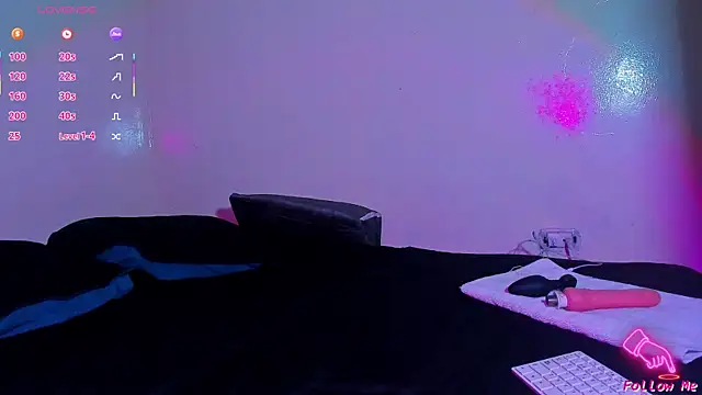 Piggy Eddy online show from 04-17-26, 12:41