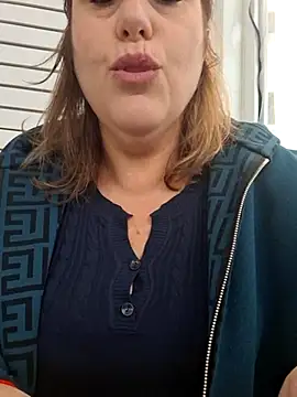 Snapshot of Mara-24 chatting on 03-10-25, 03:41 Mara-24 online show from 03-10-25, 03:41