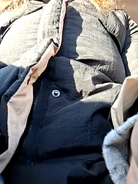 Snapshot of Mara-24 chatting on 03-20-25, 03:04 Mara-24 online show from 03-20-25, 03:04