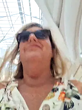 Snapshot of Mara-24 chatting on 09-11-25, 07:30 Mara-24 online show from 09-11-25, 07:30