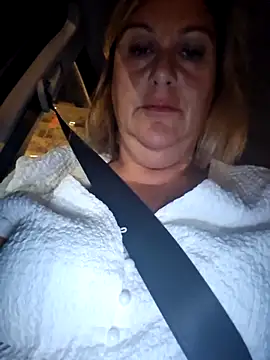 Snapshot of Mara-24 chatting on 09-11-25, 08:09 Mara-24 online show from 09-11-25, 08:09