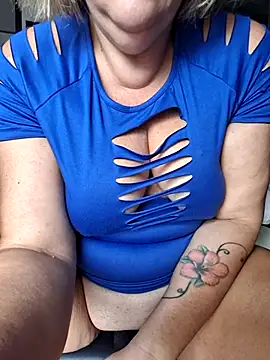 Snapshot of Mara-24 chatting on 11-10-25, 10:25 Mara-24 online show from 11-10-25, 10:25