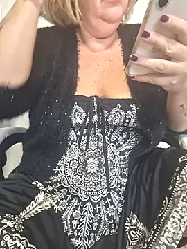 Snapshot of Mara-24 chatting on 12-02-25, 10:31 Mara-24 online show from 12-02-25, 10:31