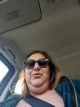 Snapshot of Mara-24 chatting on 03-13-26, 02:56 Mara-24 online show from 03-13-26, 02:56