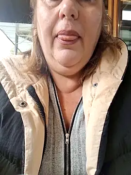 Snapshot of Mara-24 chatting on 03-19-26, 02:21 Mara-24 online show from 03-19-26, 02:21