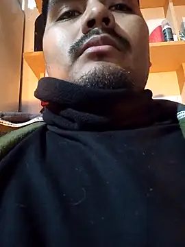 Snapshot of sebasj9812 chatting on 09-20-25, 11:06 sebasj9812 online show from 09-20-25, 11:06