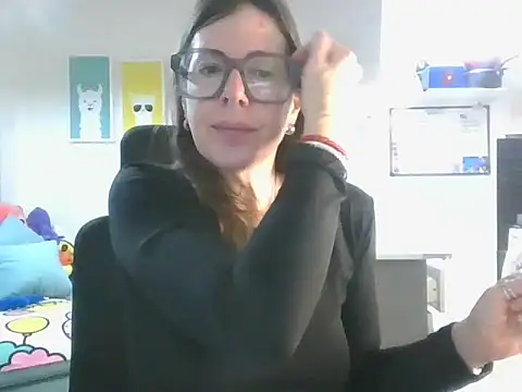 Snapshot of Calentandote chatting on 04-27-26, 08:34 Calentandote online show from 04-27-26, 08:34