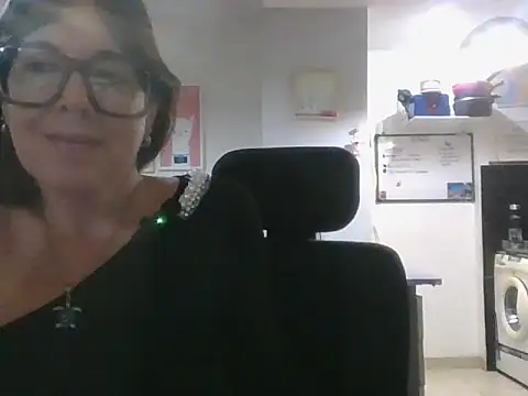 Snapshot of Calentandote chatting on 05-08-26, 10:53 Calentandote online show from 05-08-26, 10:53