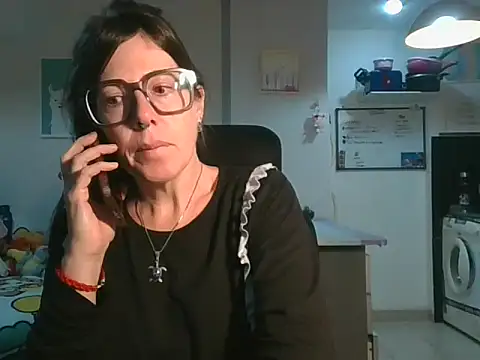 Snapshot of Calentandote chatting on 05-22-26, 10:54 Calentandote online show from 05-22-26, 10:54