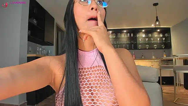 NatyFerrer  online show from 01-10-25, 04:51