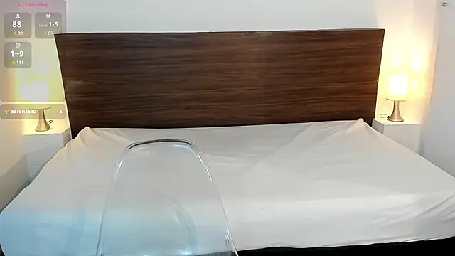 AliceRoss0 online show from 02-10-25, 08:21