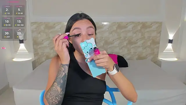 AliceRoss0 online show from 10-02-25, 09:00