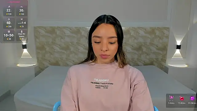 AliceRoss0 online show from 10-17-25, 08:22