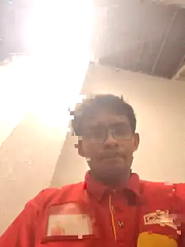 Snapshot of VL25DN26 chatting on 10-28-25, 07:45 VL25DN26 online show from 10-28-25, 07:45