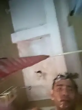 Snapshot of VL25DN26 chatting on 10-29-25, 03:31 VL25DN26 online show from 10-29-25, 03:31