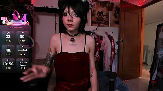 Alicedangerrr online show from 07-21-26, 10:56