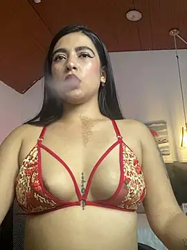 Snapshot of Cleopatracute_ chatting on 02-10-25, 02:59 Cleopatracute online show from 02-10-25, 02:59