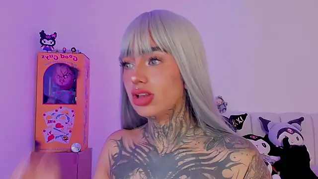 Snapshot of shadowcatt_ chatting on 10-26-25, 08:37 shadowcatt online show from 10-26-25, 08:37