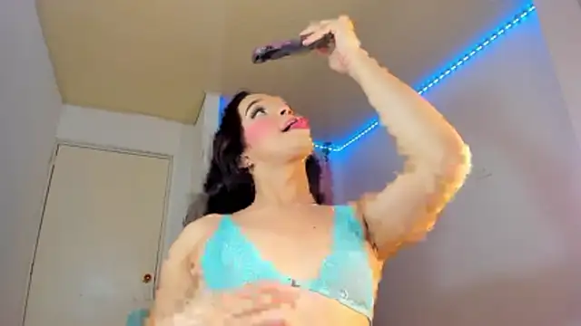 Snapshot of alexaryderr chatting on 01-17-26, 03:33 alexaryderr online show from 01-17-26, 03:33