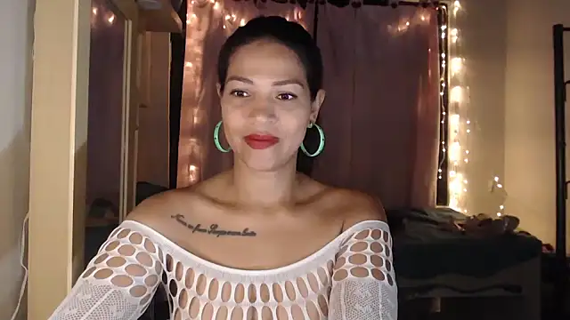 makennaa  online show from 09-25-25, 09:35