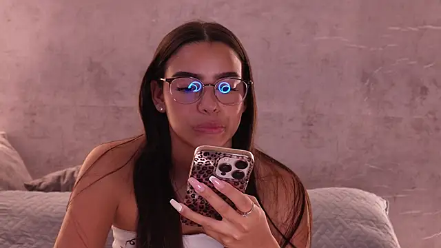 Nicky and Blake online show from 02-02-26, 04:17