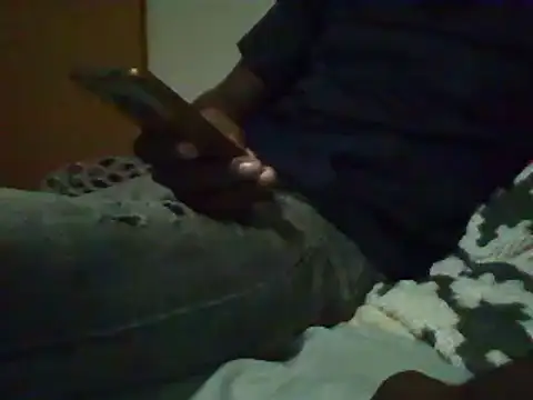 Snapshot of TheeMassageMobileSpa chatting on 02-17-25, 07:53 TheeMassageMobileSpa online show from 02-17-25, 07:53
