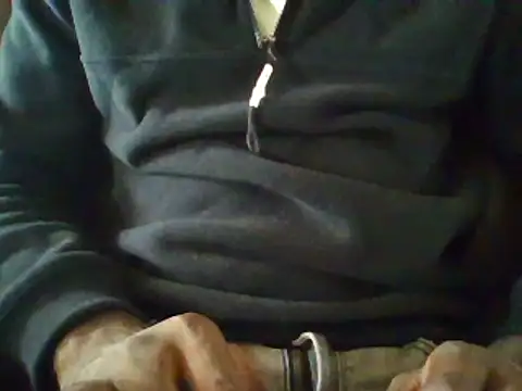Snapshot of TheeMassageMobileSpa chatting on 02-19-25, 10:56 TheeMassageMobileSpa online show from 02-19-25, 10:56
