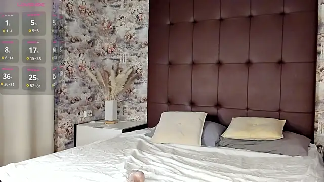 Mary Walker online show from 03-23-25, 01:09