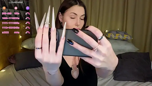 Snapshot of Mary_Walker chatting on 11-09-25, 01:04 Mary Walker online show from 11-09-25, 01:04