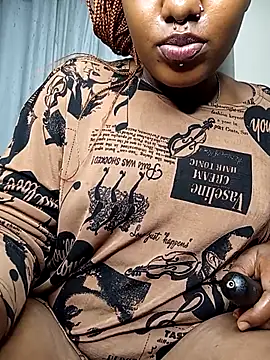 Pretty tiffany online show from 10-28-25, 09:17