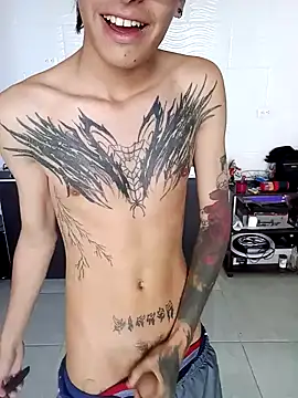 Cuervo maniaco online show from 12-19-24, 02:24