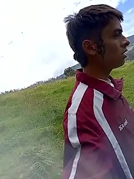 Snapshot of Cuervo_maniaco chatting on 12-19-25, 05:42 Cuervo maniaco online show from 12-19-25, 05:42