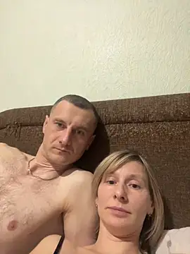 Snapshot of StellaBlondie chatting on 01-08-25, 07:13 StellaBlondie online show from 01-08-25, 07:13