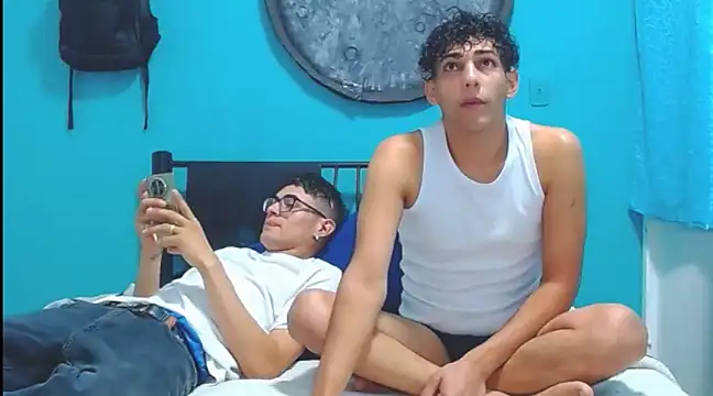 Snapshot of Dirtymatthew chatting on 02-06-25, 02:00 Dirtymatthew online show from 02-06-25, 02:00