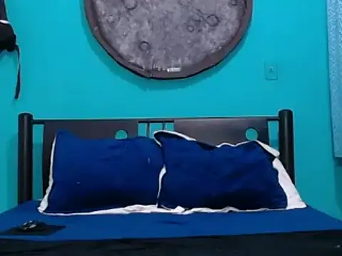 Snapshot of Dirtymatthew chatting on 03-03-25, 12:58 Dirtymatthew online show from 03-03-25, 12:58