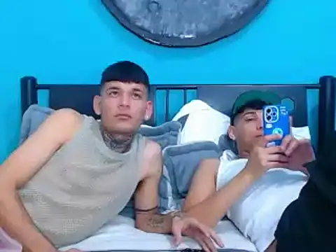 Snapshot of Dirtymatthew chatting on 03-15-25, 04:35 Dirtymatthew online show from 03-15-25, 04:35