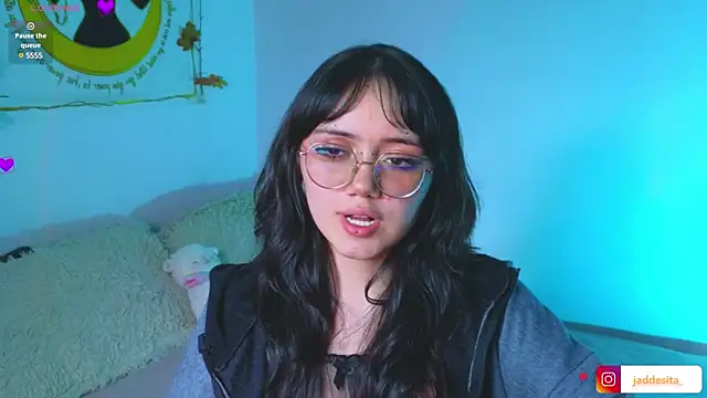 Snapshot of suzumi__ chatting on 03-12-25, 09:23 suzumi online show from 03-12-25, 09:23