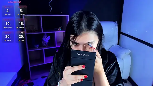 Snapshot of TifanyWhite_ chatting on 01-11-25, 08:32 TifanyWhite online show from 01-11-25, 08:32