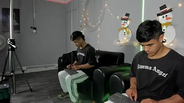 Rob saenz  online show from 12-28-24, 02:01