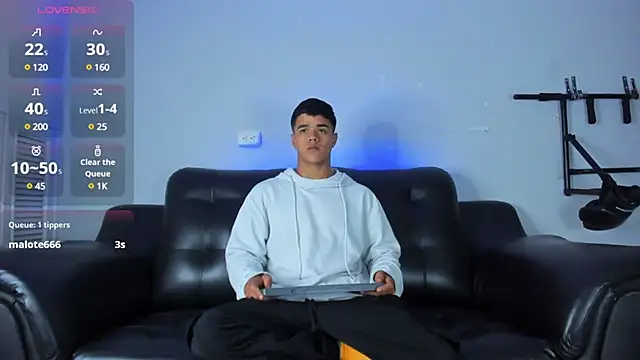 Rob saenz  online show from 02-04-25, 01:06