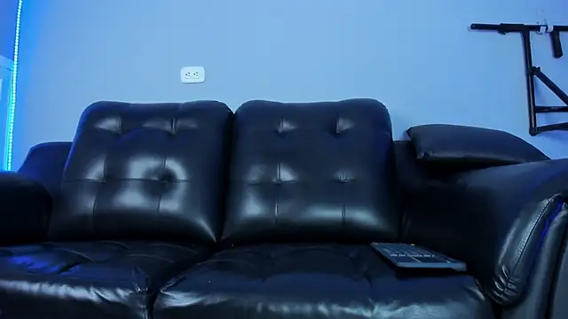 Rob saenz  online show from 03-18-25, 04:15