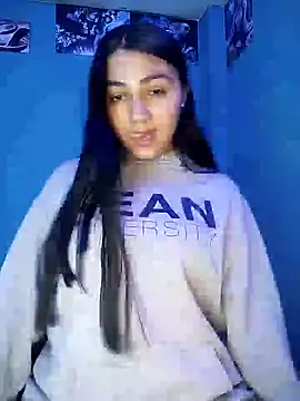 Nahiara velez online show from 10-11-25, 01:05