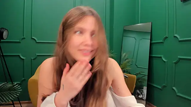 MaryannSoftt online show from 01-12-25, 03:36