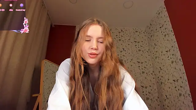 MaryannSoftt online show from 11-28-25, 04:20